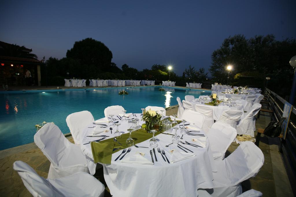 Hotel Pela Скала-Каллонис Экстерьер фото